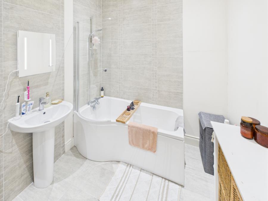 47 Millmount Village Square, Belfast, Bt16 1yy