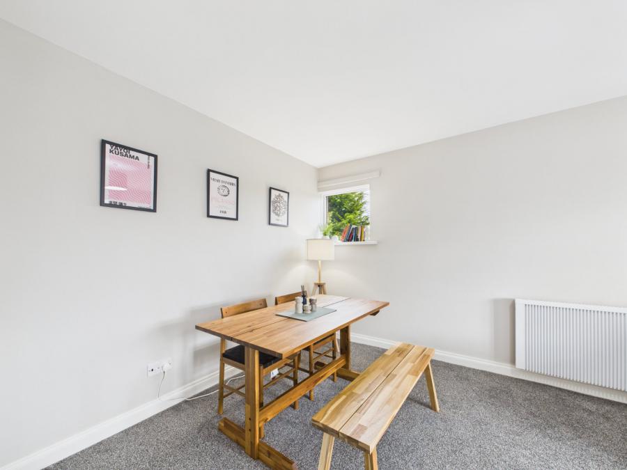 9 Hawthornden Mews