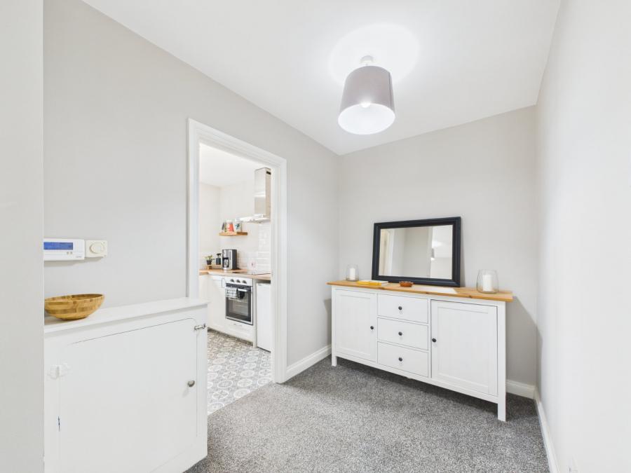 9 Hawthornden Mews