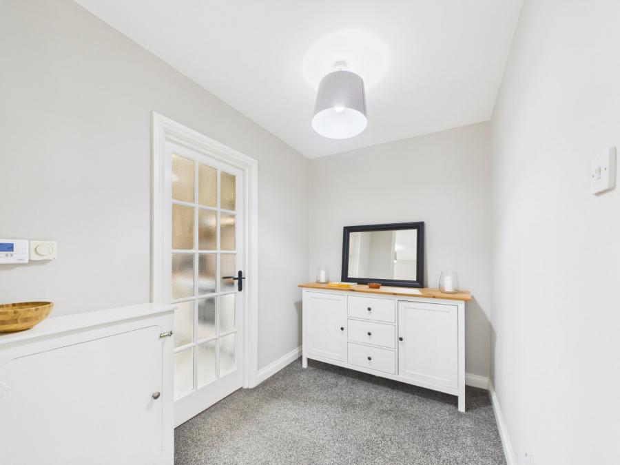 9 Hawthornden Mews