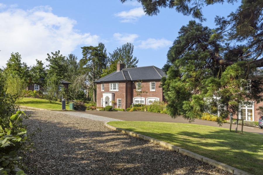 12 Glenmachan Park, Belfast, County Antrim, BT4 2PJ