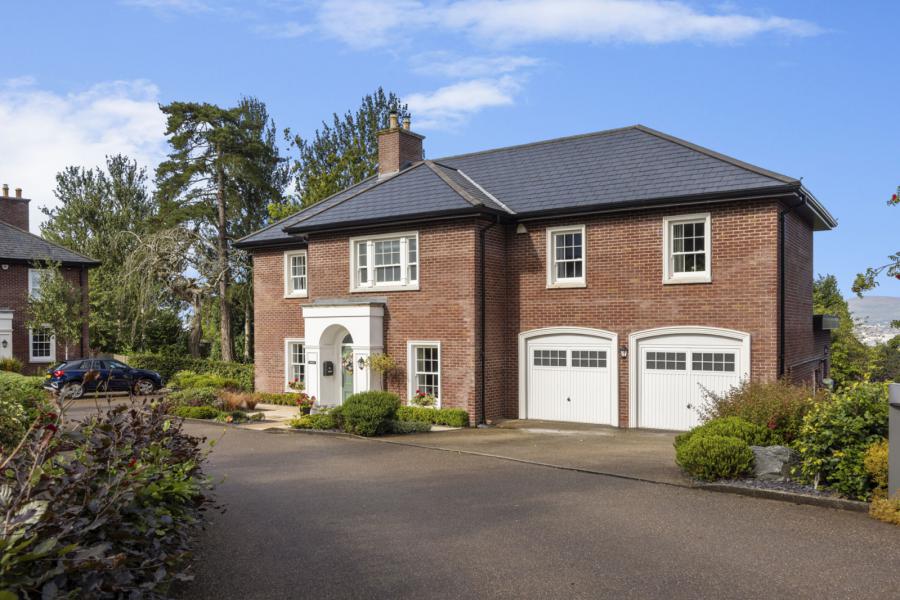 12 Glenmachan Park