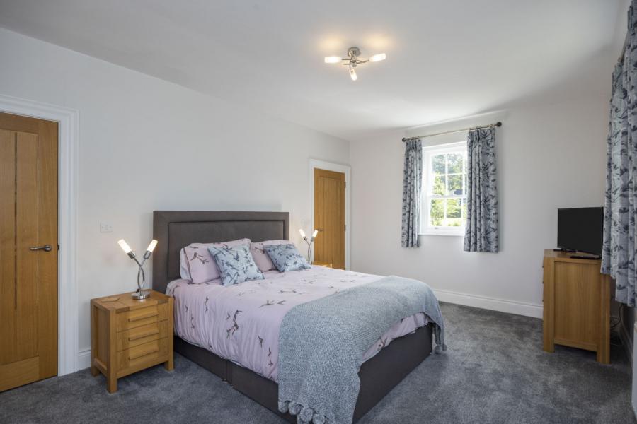12 Glenmachan Park