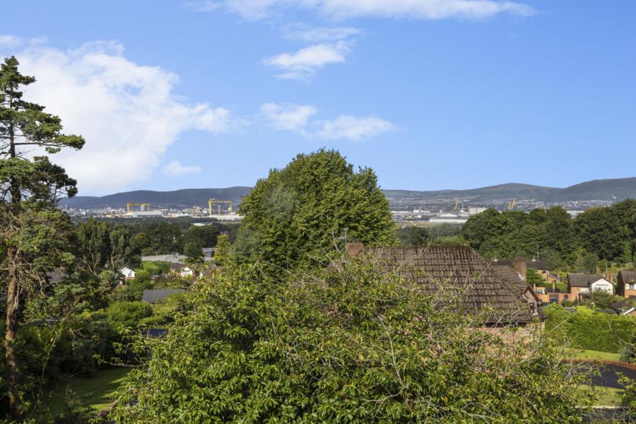 12 Glenmachan Park