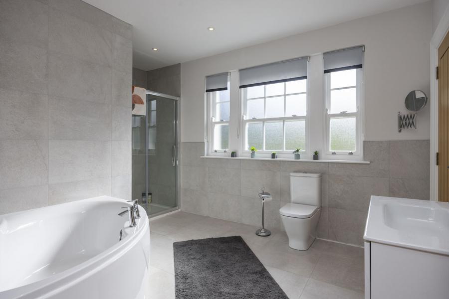 12 Glenmachan Park
