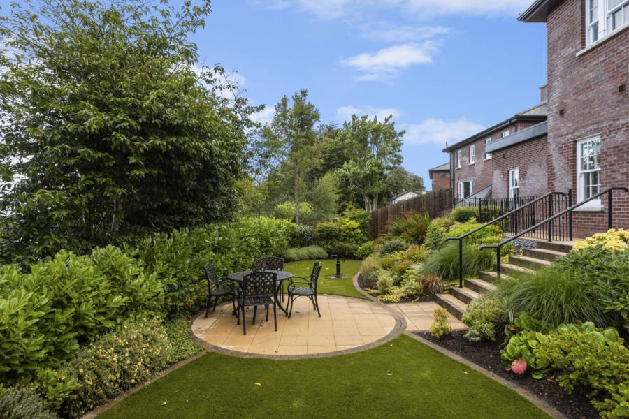 12 Glenmachan Park
