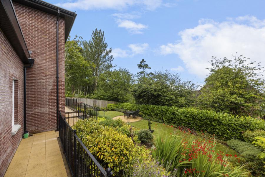 12 Glenmachan Park