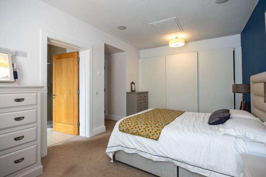 18 Lacefield,