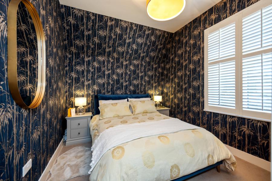 18 Lacefield,