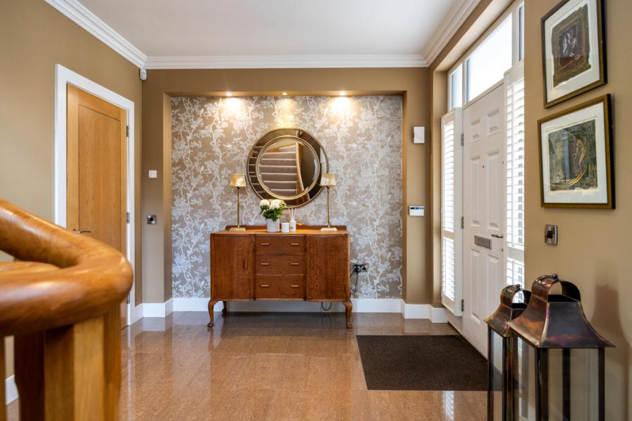 18 Lacefield,