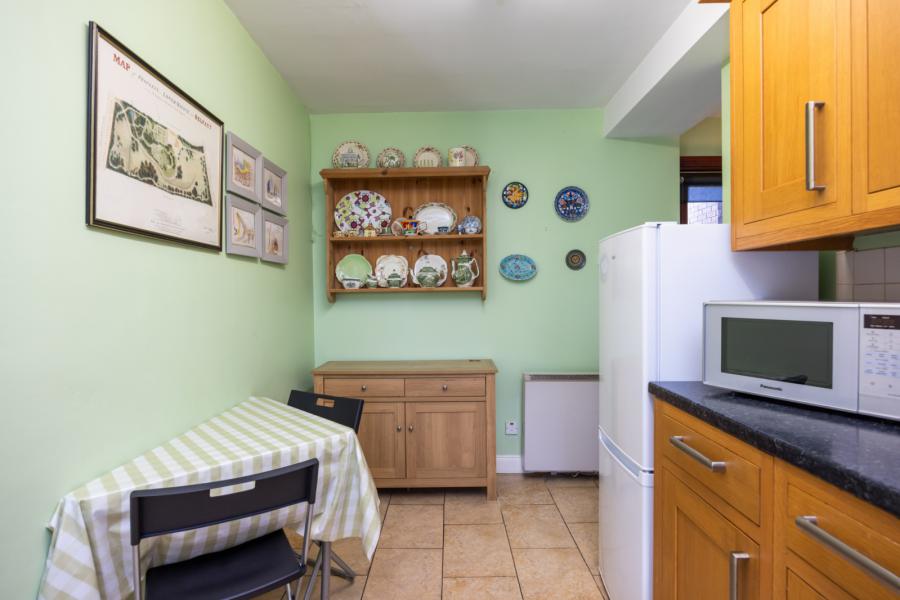 13 Cabinhill Mews