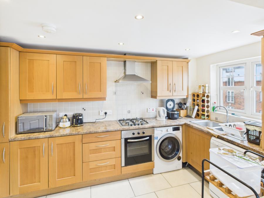 Apartment 16 Forest House, 72 Beech Heights