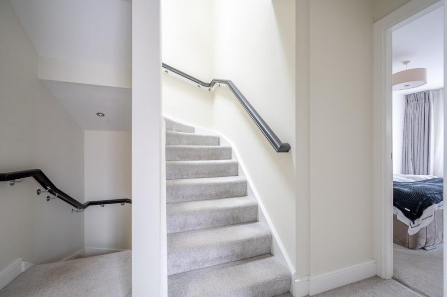 8 Rosepark Gardens