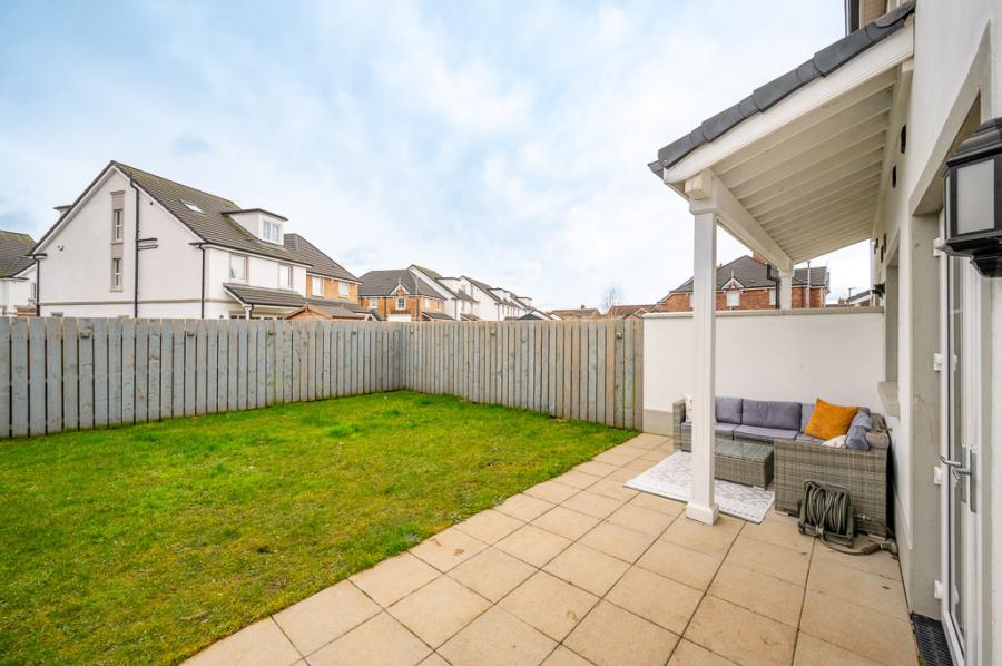 8 Rosepark Gardens