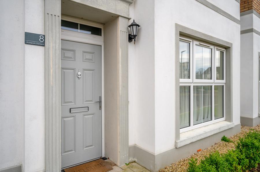 8 Rosepark Gardens