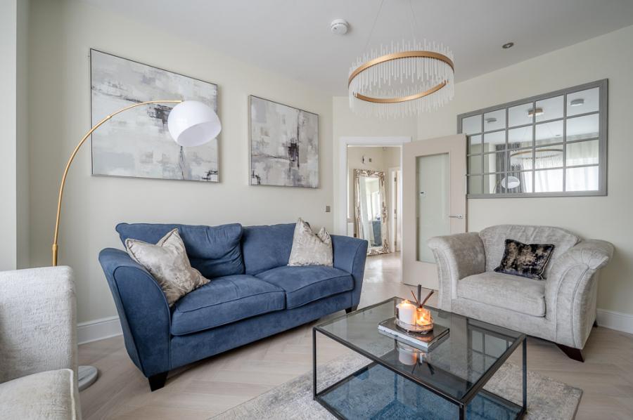8 Rosepark Gardens