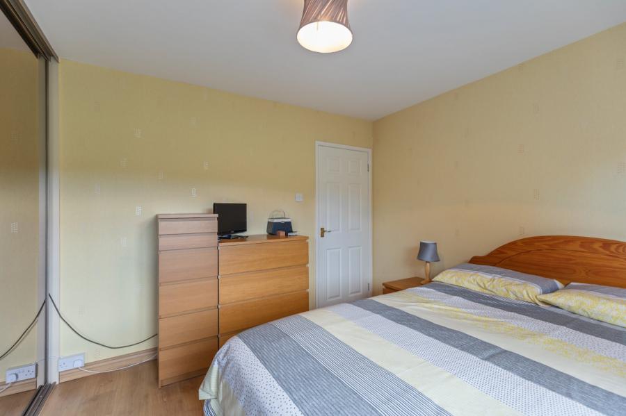 157 Dunlady Manor