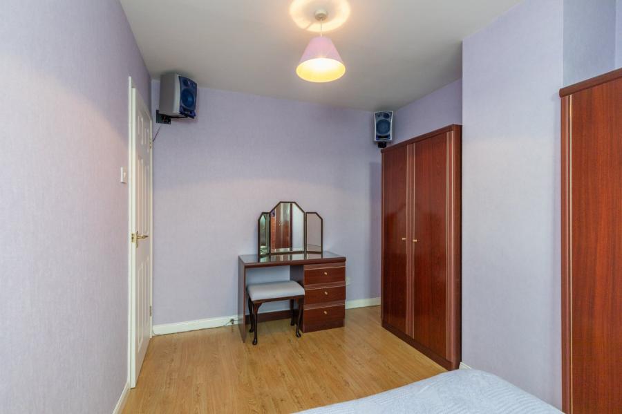 157 Dunlady Manor
