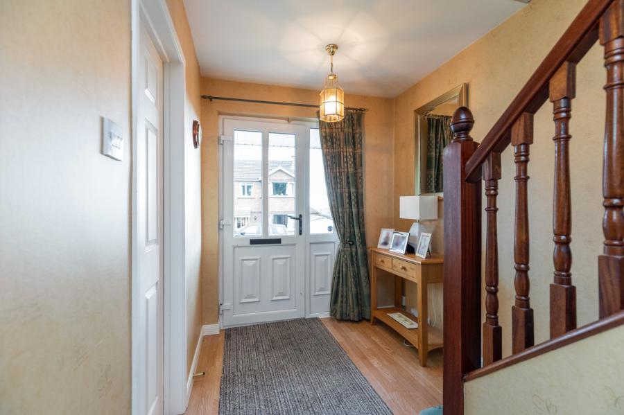 157 Dunlady Manor