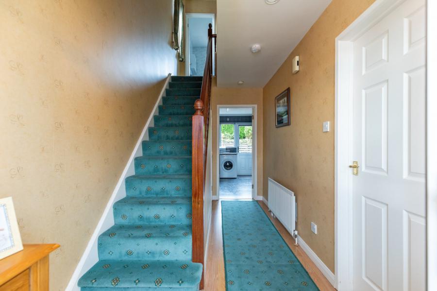 157 Dunlady Manor