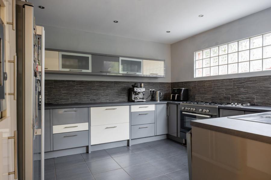 Linbrook, 63 Kings Road
