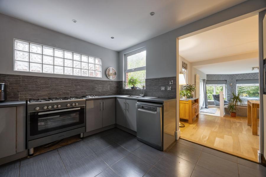 Linbrook, 63 Kings Road