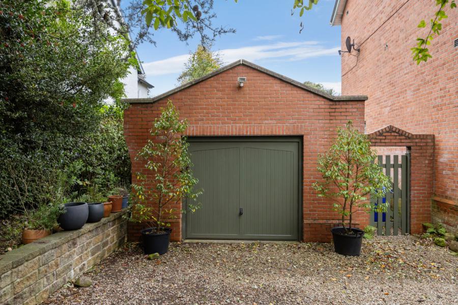 Linbrook, 63 Kings Road