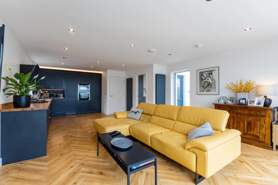 10 Gransha Lane 10 Gransha Lane