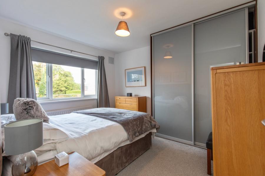 6 Clonallon Gardens