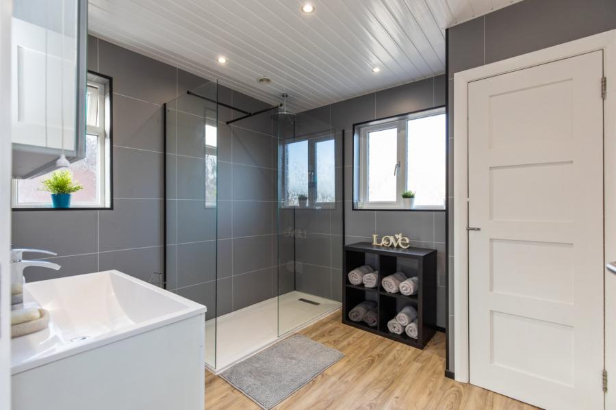 6 Clonallon Gardens