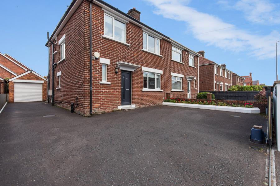 6 Clonallon Gardens