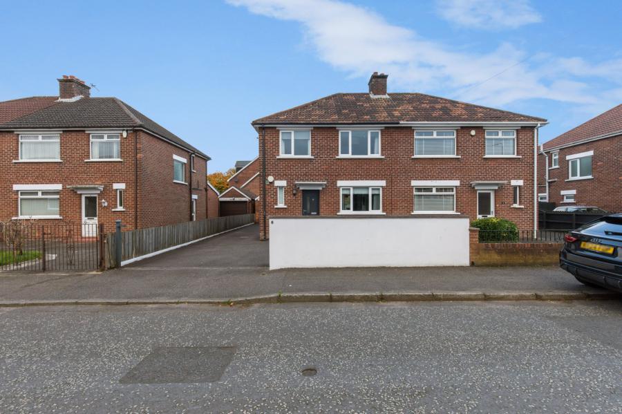 6 Clonallon Gardens