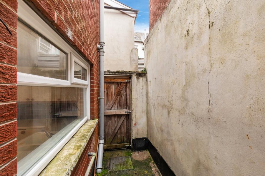 12 Batley Street