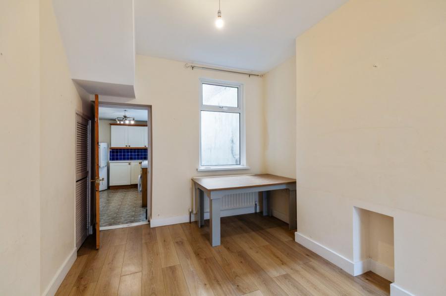 12 Batley Street