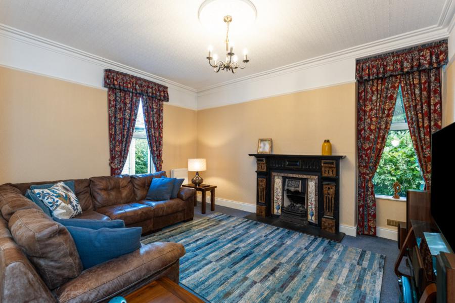 62 Kings Road 62 Kings Road