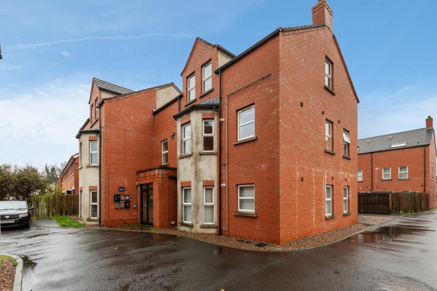 Apartment 1, 35 Victoria Road