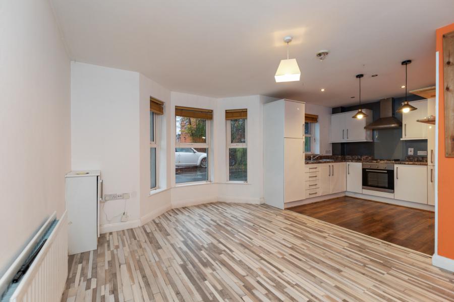 Apartment 1, 35 Victoria Road