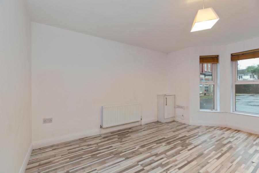 Apartment 1, 35 Victoria Road