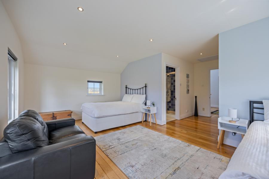 Ashbrook, 45 New Line