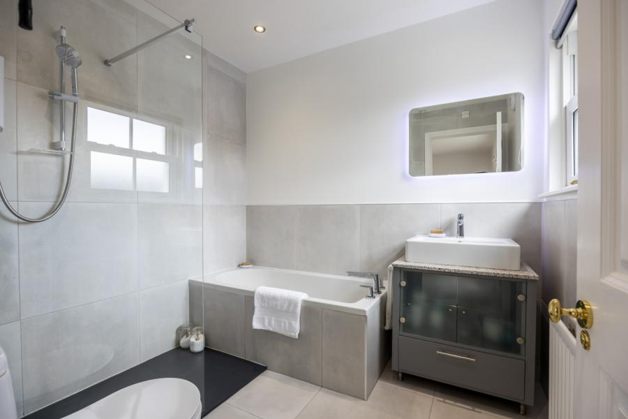 Ashbrook, 45 New Line