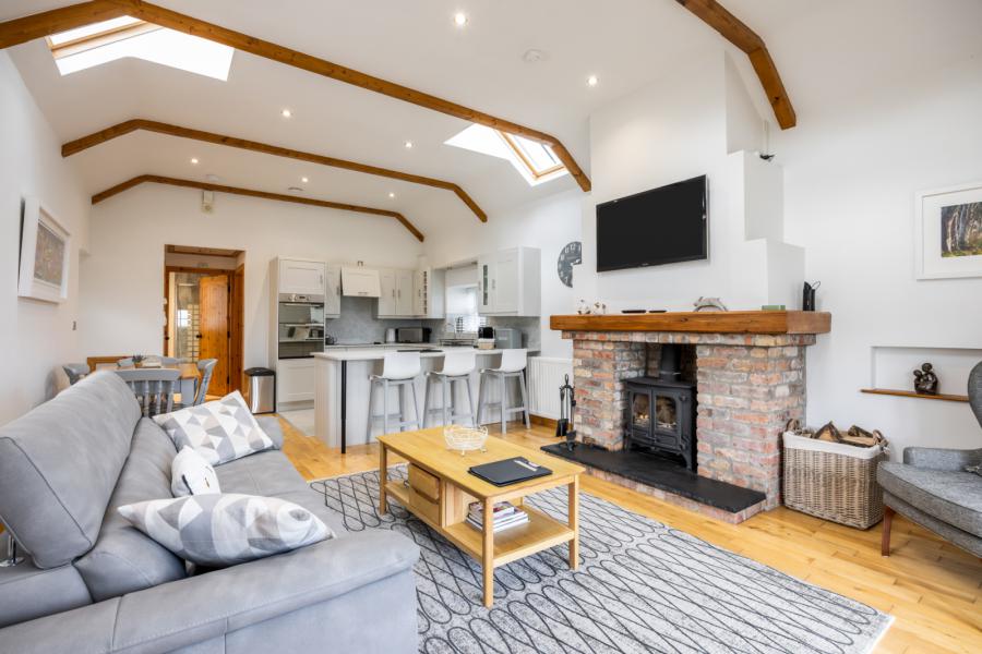 Ashbrook, 45 New Line