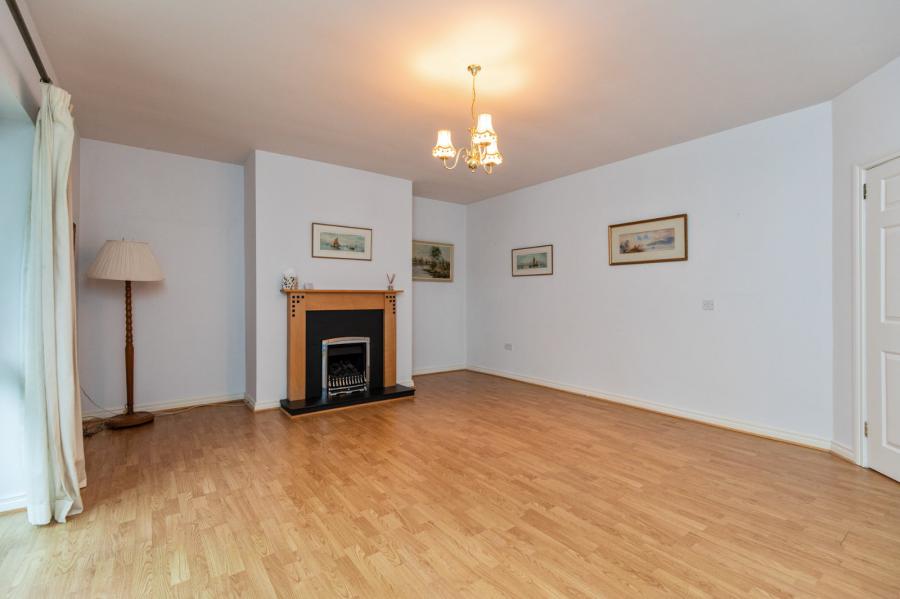 Apartment 7 Kingsleigh, 31B Kings Road