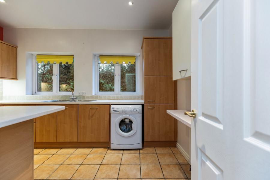 Apartment 7 Kingsleigh, 31B Kings Road