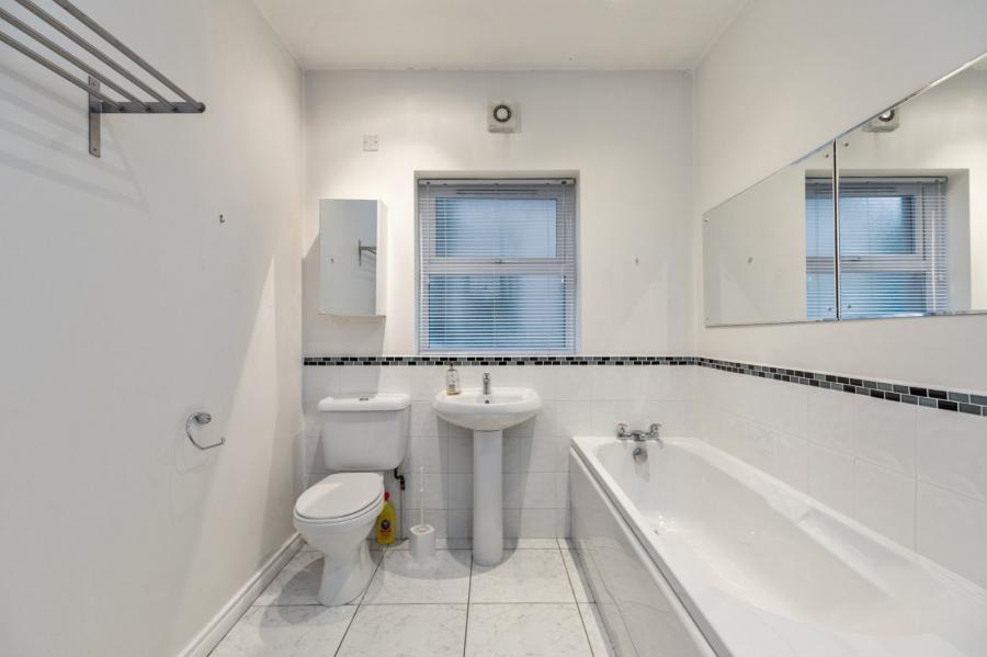 Apartment 7 Kingsleigh, 31B Kings Road