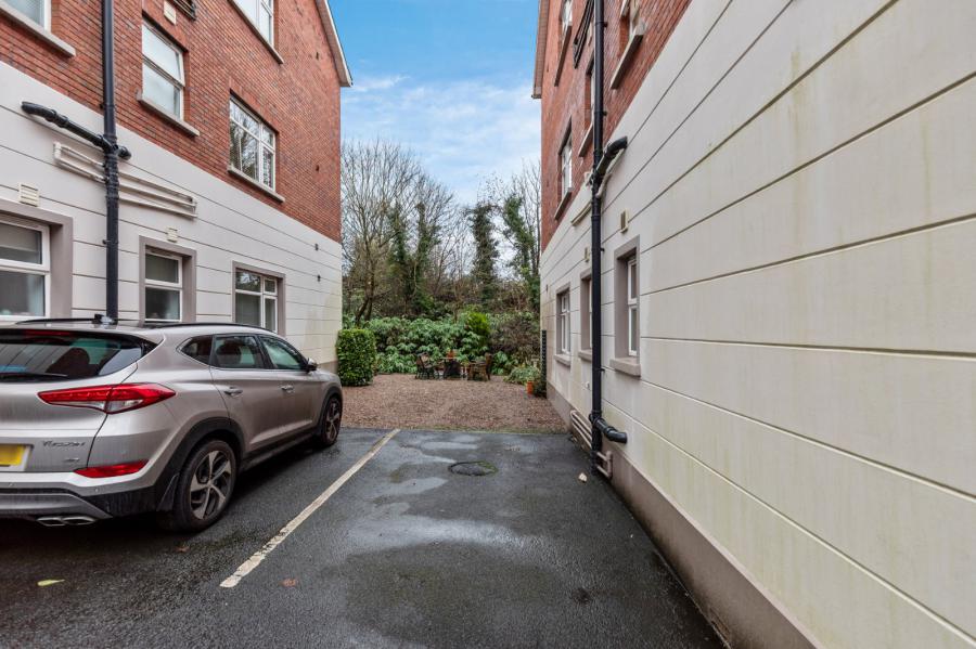 Apartment 7 Kingsleigh, 31B Kings Road