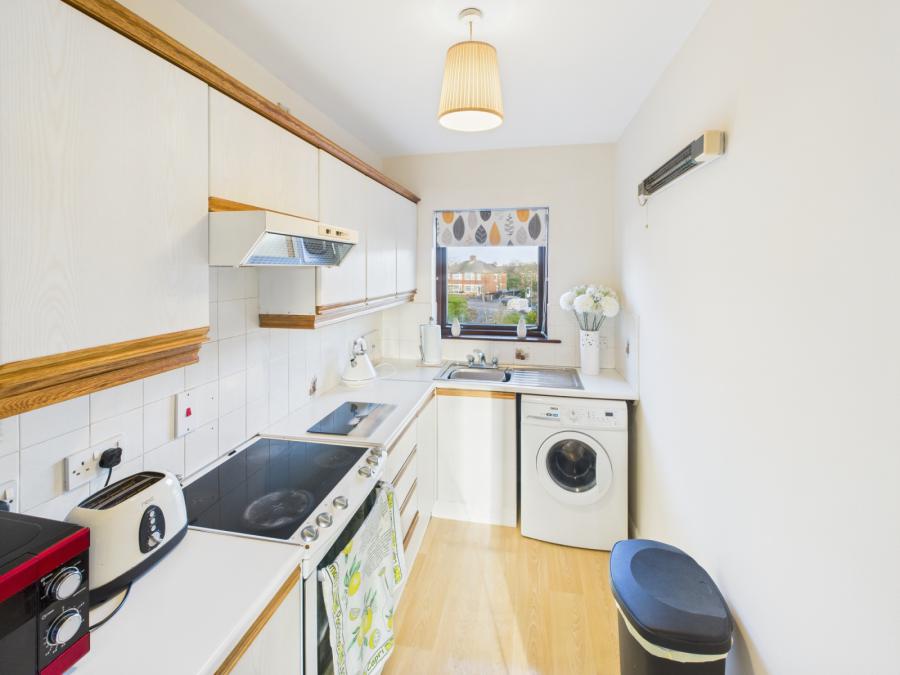 Flat 11, Kingsley Court 203-205, Belmont Road