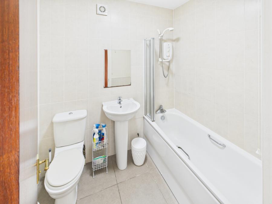 Flat 11, Kingsley Court 203-205, Belmont Road