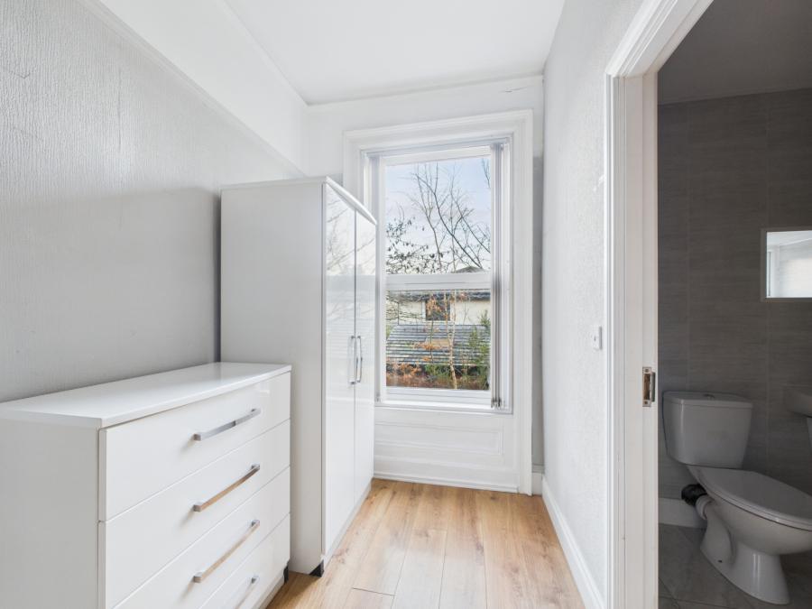 Apartment 3B, 12 Deramore Park