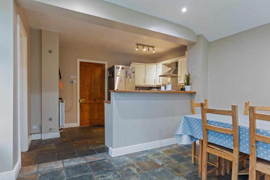 52 Cherryvalley Gardens