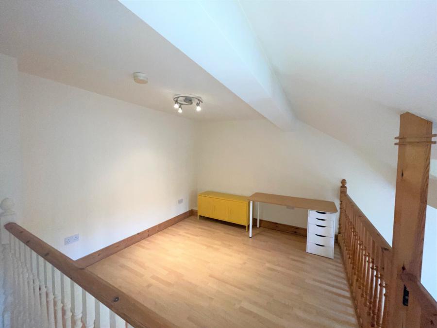 Apartment 18, 21 Rugby Parade